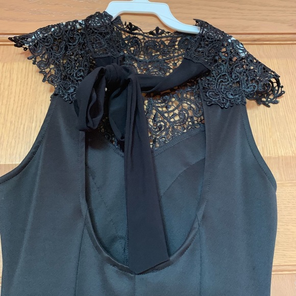 BLACK LACE HIGH NECK SKATER DRESS - Picture 4 of 4